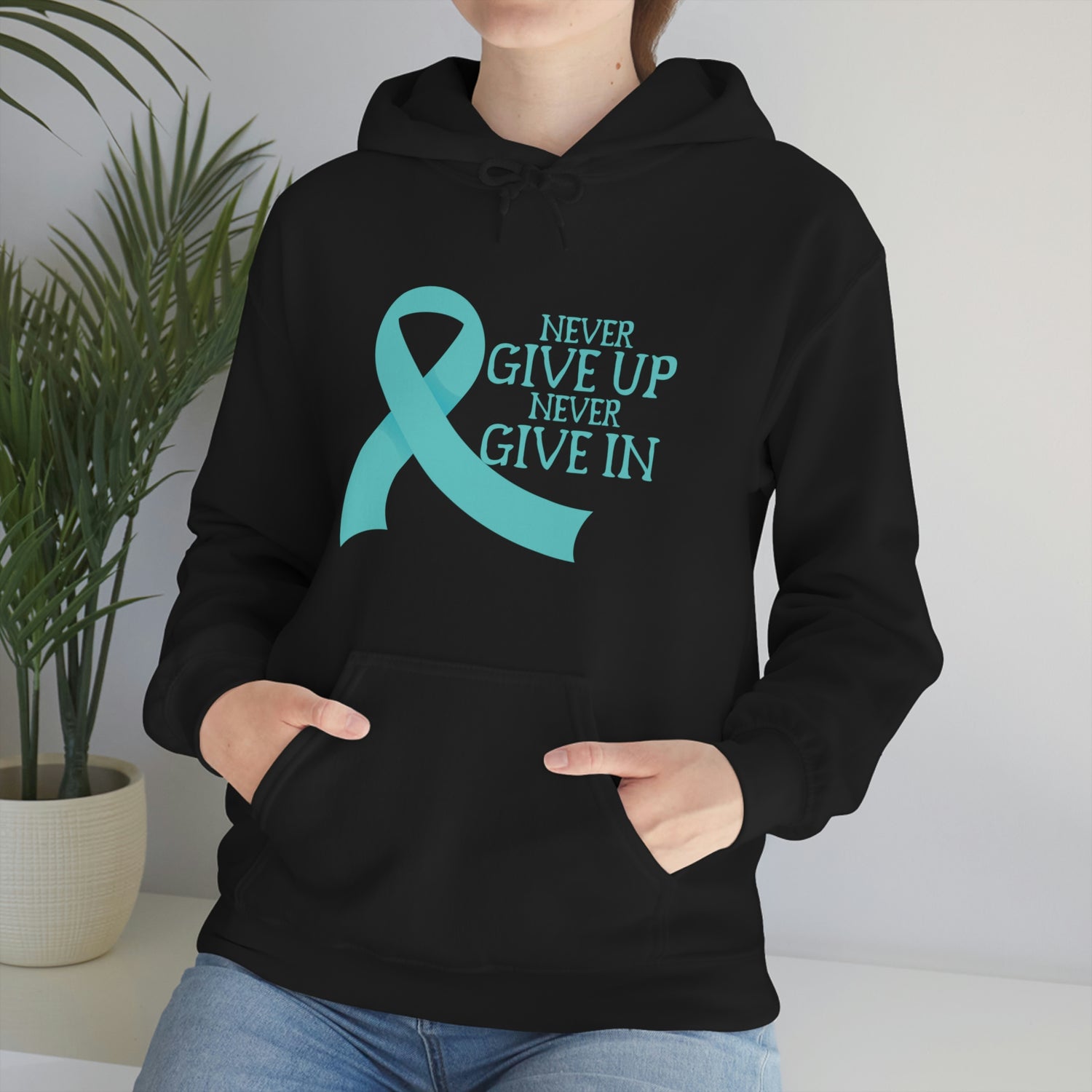 Never Give Up Never Give In - Unisex Heavy Blend™ Hooded Sweatshirt