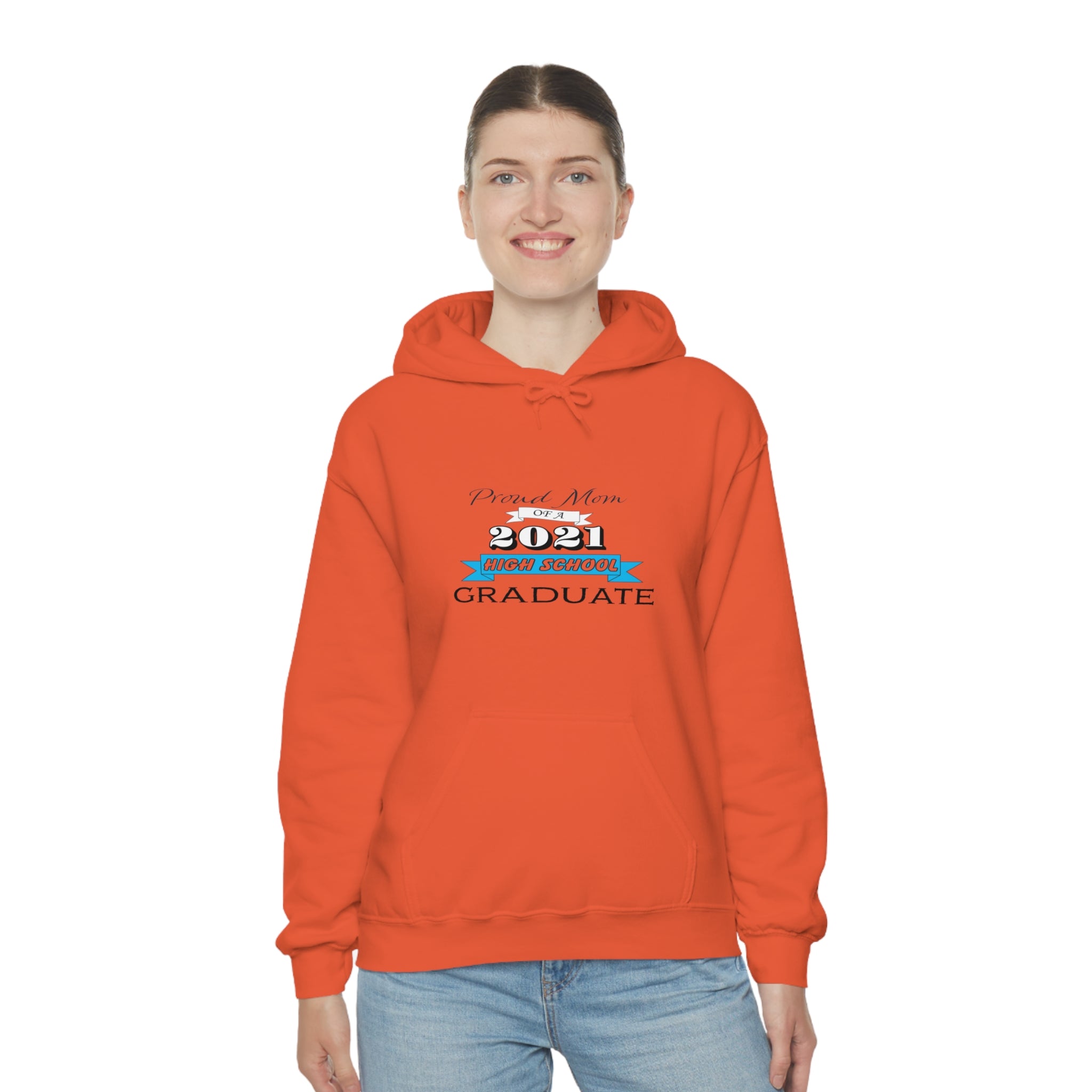 Proud Mom of a High School Graduate! Class Year Customizable - Unisex Heavy Blend™ Hooded Sweatshirt