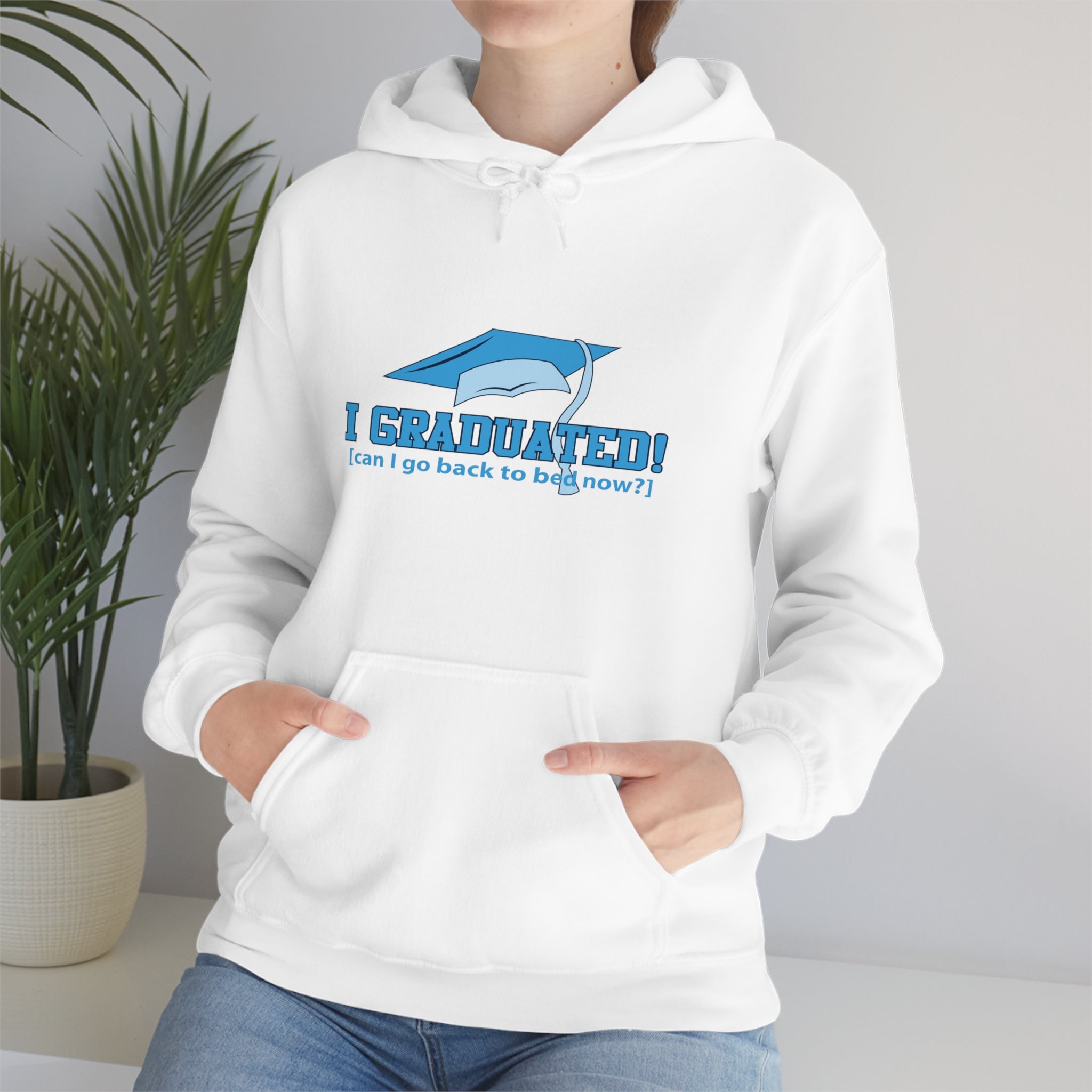 I Graduated! Can I Go Back To Bed Now - Unisex Heavy Blend™ Hooded Sweatshirt