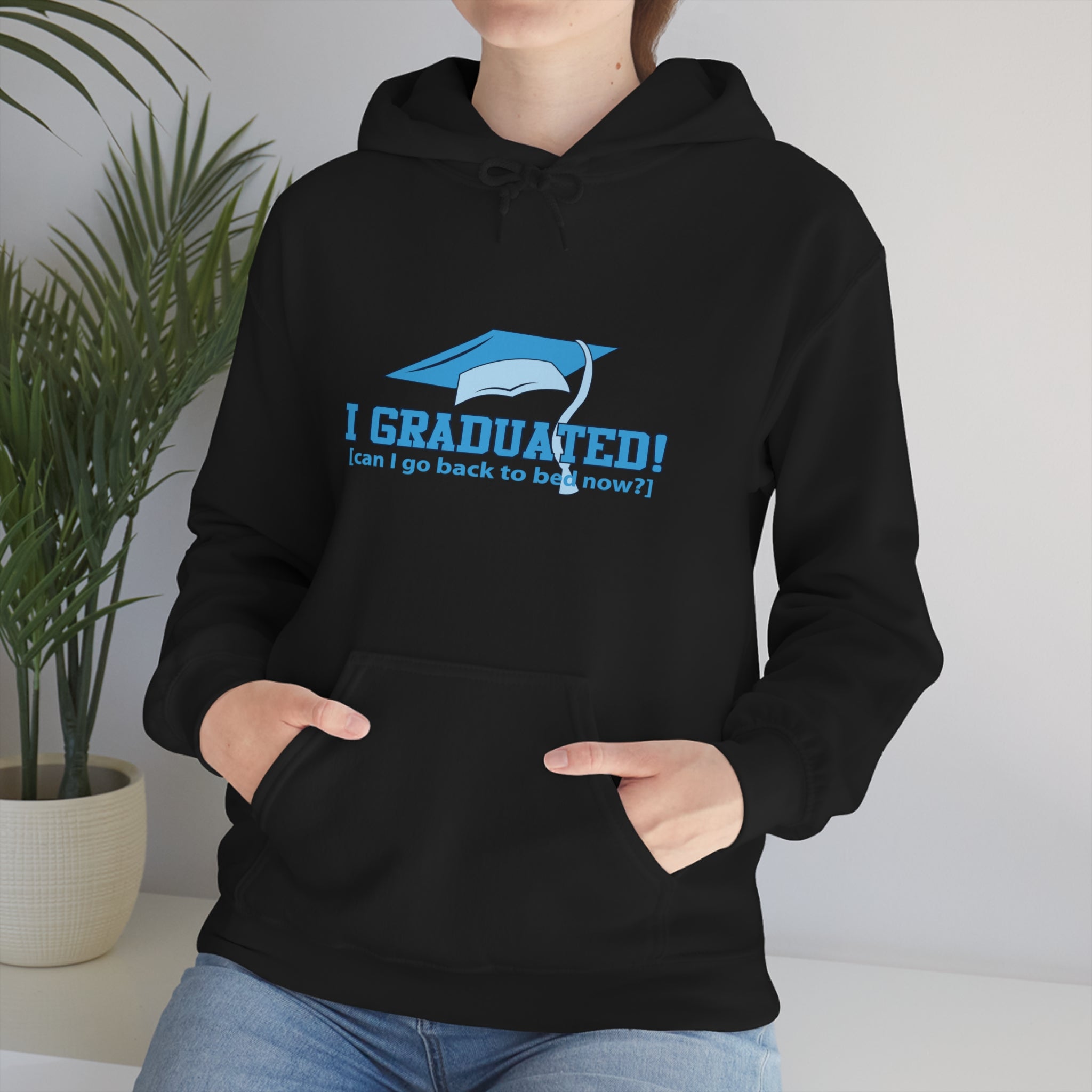 I Graduated! Can I Go Back To Bed Now - Unisex Heavy Blend™ Hooded Sweatshirt